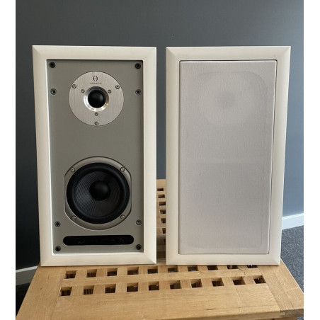 Audiovector Inwall Super begagnade