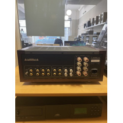 Luxman L-305